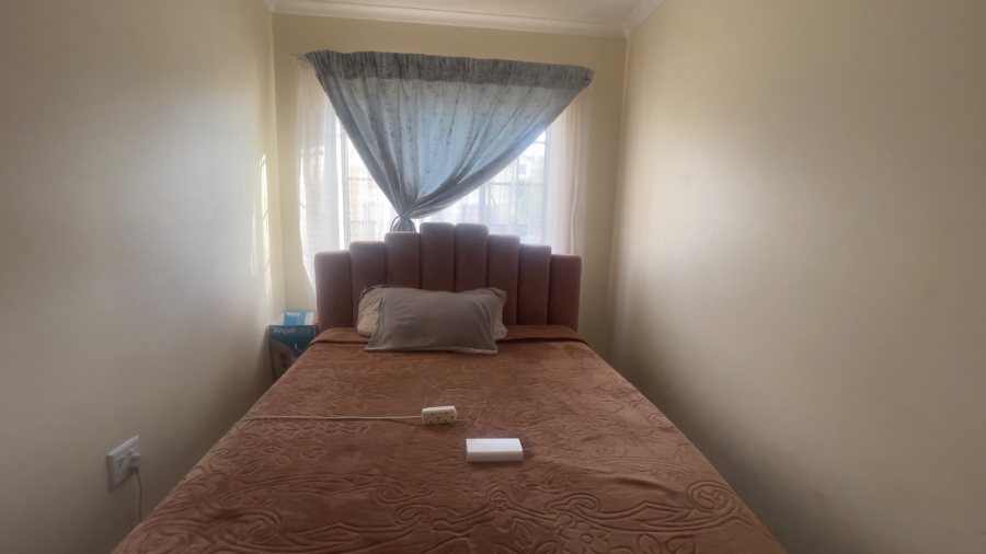 2 Bedroom Property for Sale in Hillside Free State